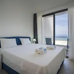 I7 Lighthouse With Private Pool Apartment