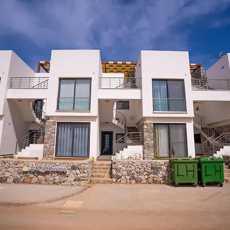 I7 Lighthouse With Private Pool Kerínia