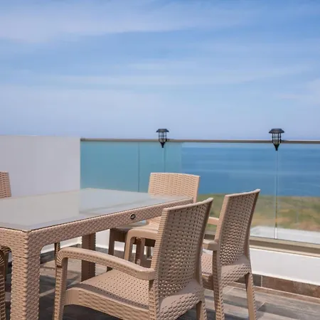 Stunning With Private Pool On Roof Terrace * Kyrenia (Northern Cyprus)