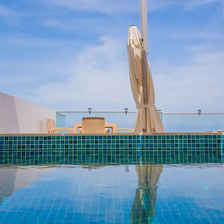 Apartment Stunning With Private Pool On Roof Terrace Kyrenia (Northern Cyprus)