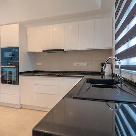 Apartment Stunning With Private Pool On Roof Terrace Kyrenia (Northern Cyprus)